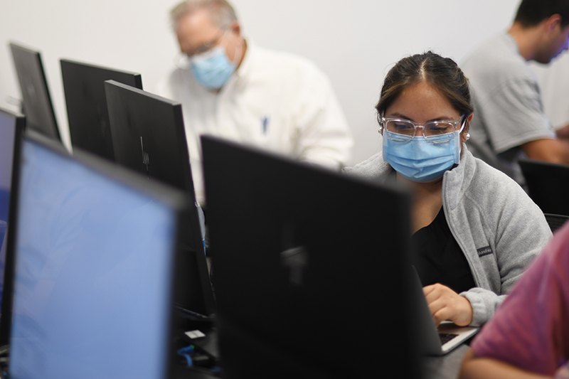 Fin lab students